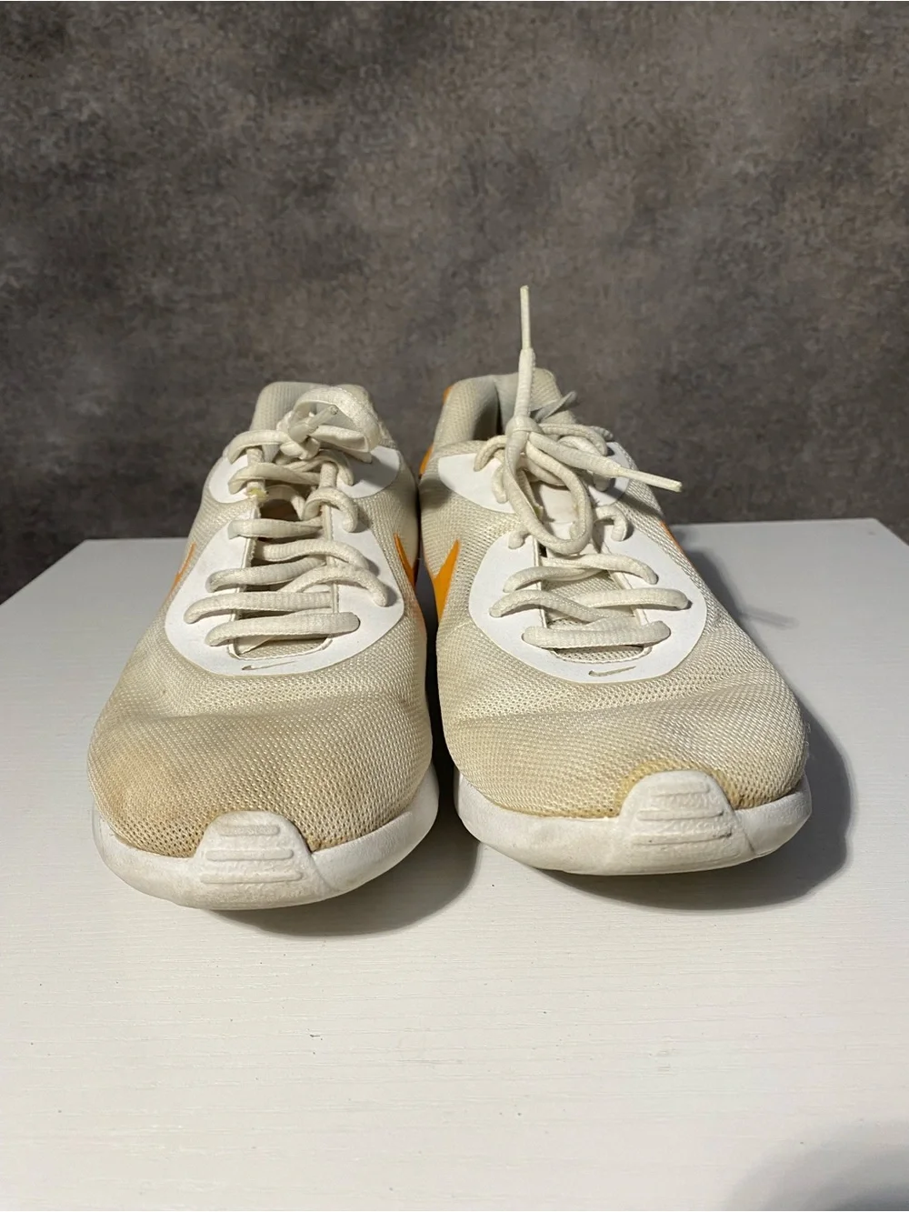 Nike Air Max Oketo White Orange Peel Running Shoes AQ2231-101 Women's Size 9⁠